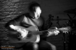 2012-12-01 One Man One guitar - Joel Kuby - _MG_8161