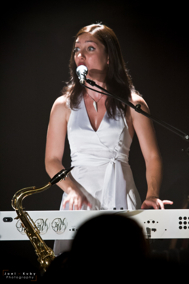 Miss White and the Drunken Piano - Festival Paroles et Musiques