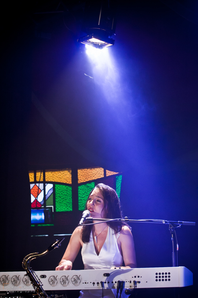 Miss White and the Drunken Piano - Festival Paroles et Musiques